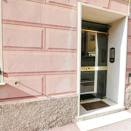 Apartment Gaslini 80sqm 5' Walk To The Sea Genoa