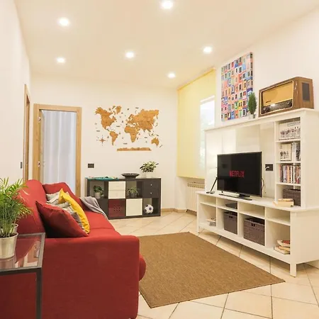Gaslini 80sqm 5' Walk To The Sea Genoa