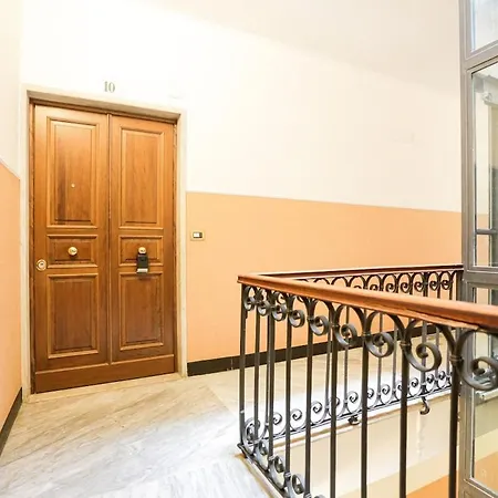 Gaslini 80sqm 5' Walk To The Sea * Genoa