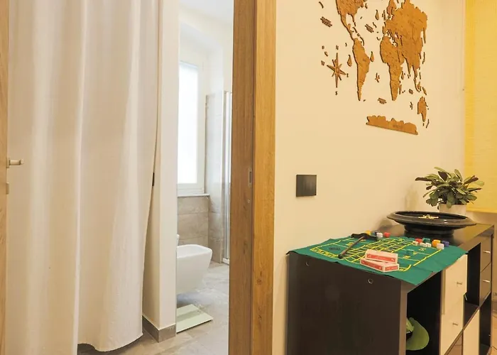Gaslini 80sqm 5' Walk To The Sea Генуя