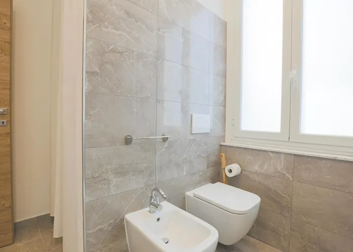 Gaslini 80sqm 5' Walk To The Sea Апартаменты
